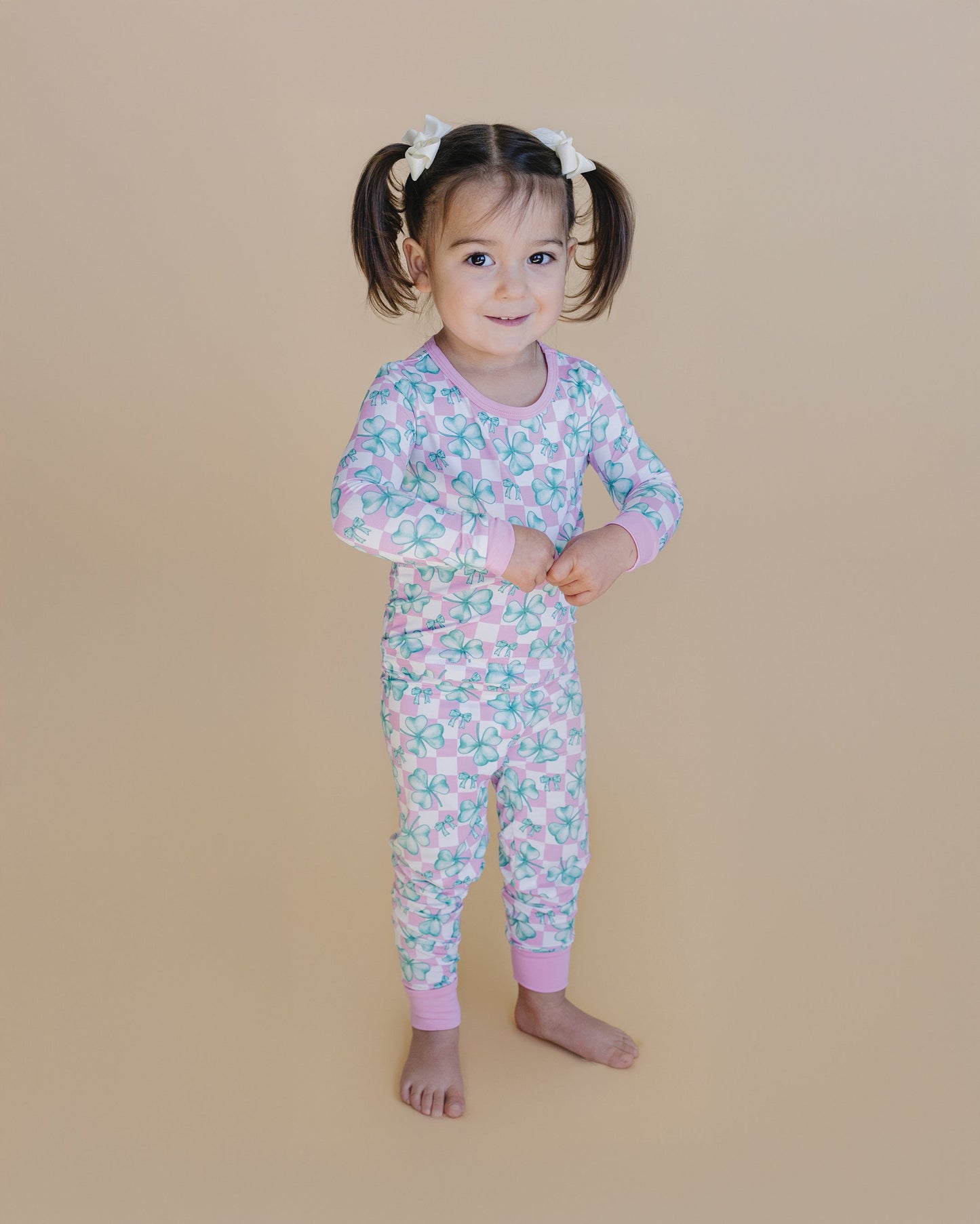 shamrock bow bamboo pajamas // LONG-SLEEVE TWO-PIECE SET (sizing up to 8/9)