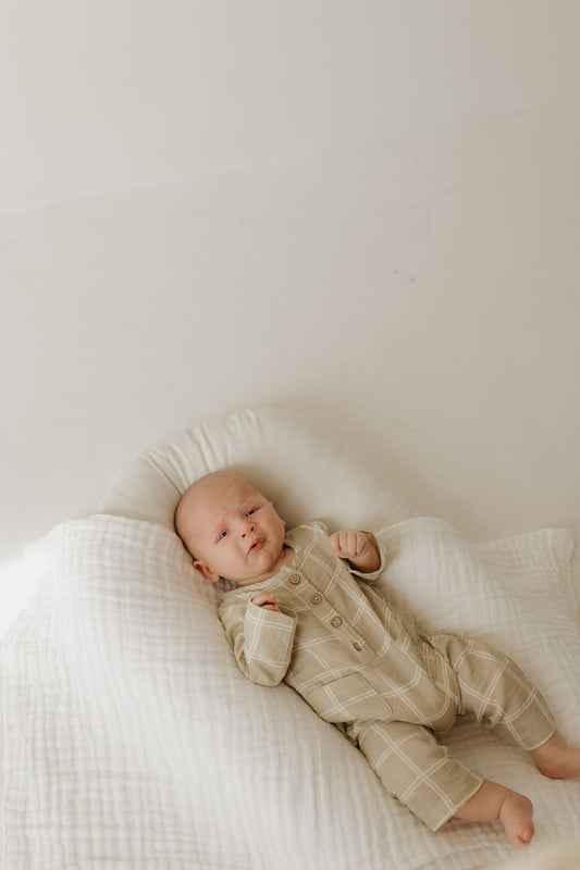 long-sleeve muslin romper // linen grid (comes in mama match)