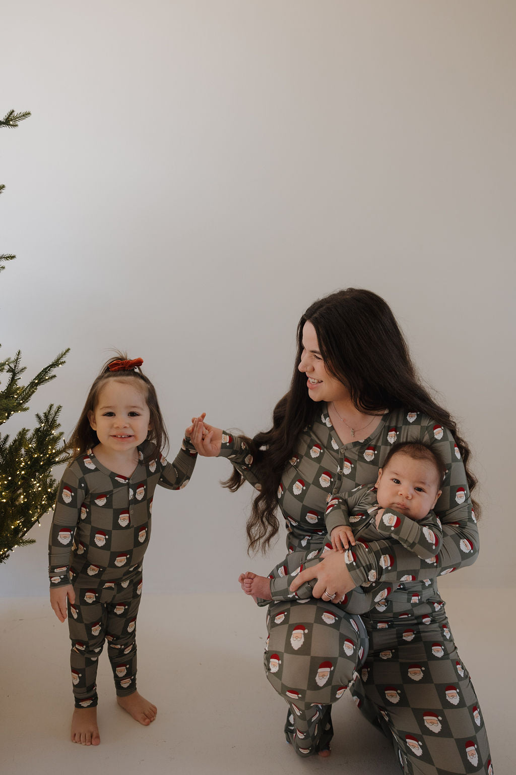 santa checkerboard bamboo pajamas // ZIPPY (*comes in family matching*)