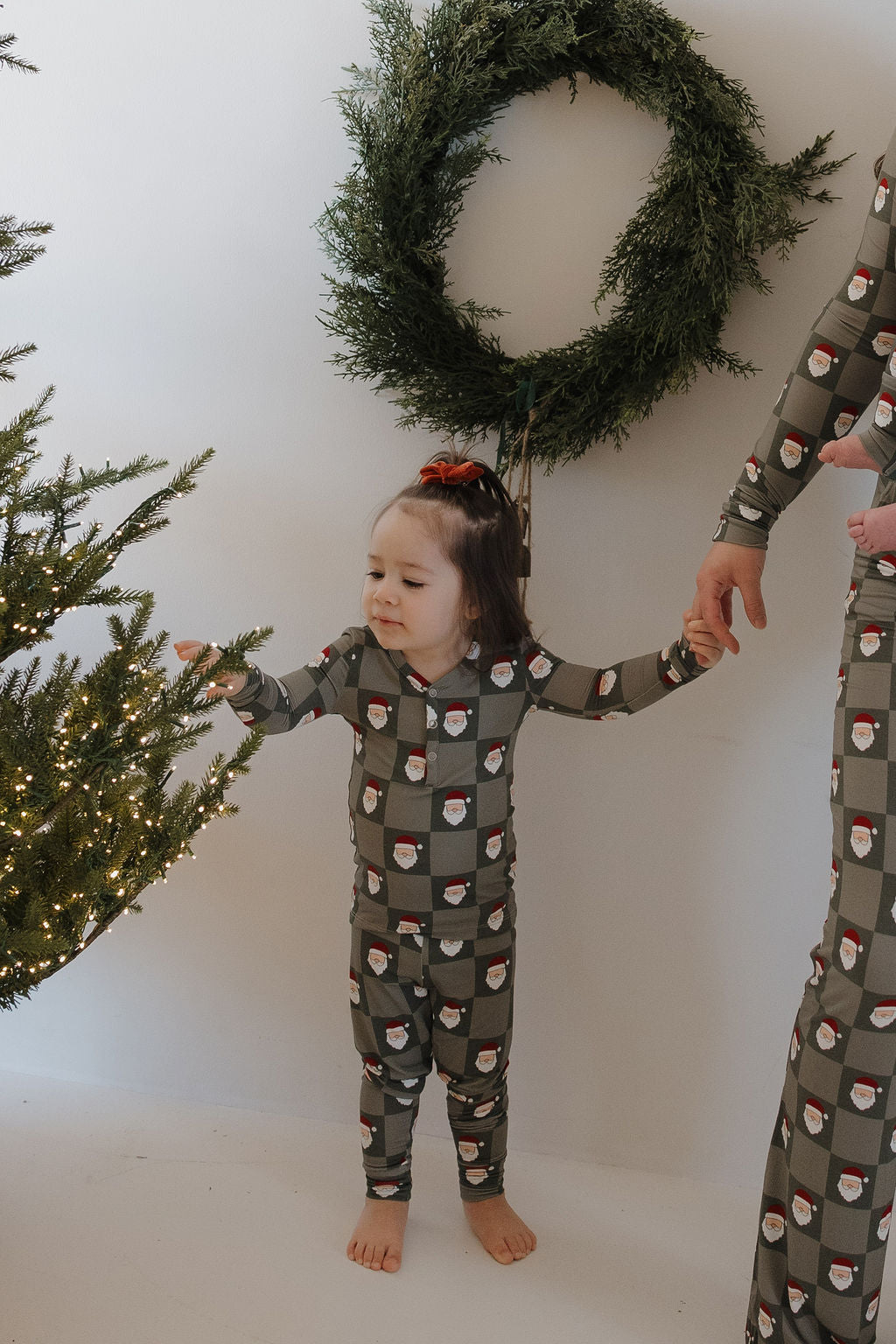 santa checkerboard bamboo pajamas // LONG-SLEEVE TWO-PIECE SET (*comes in family matching*)