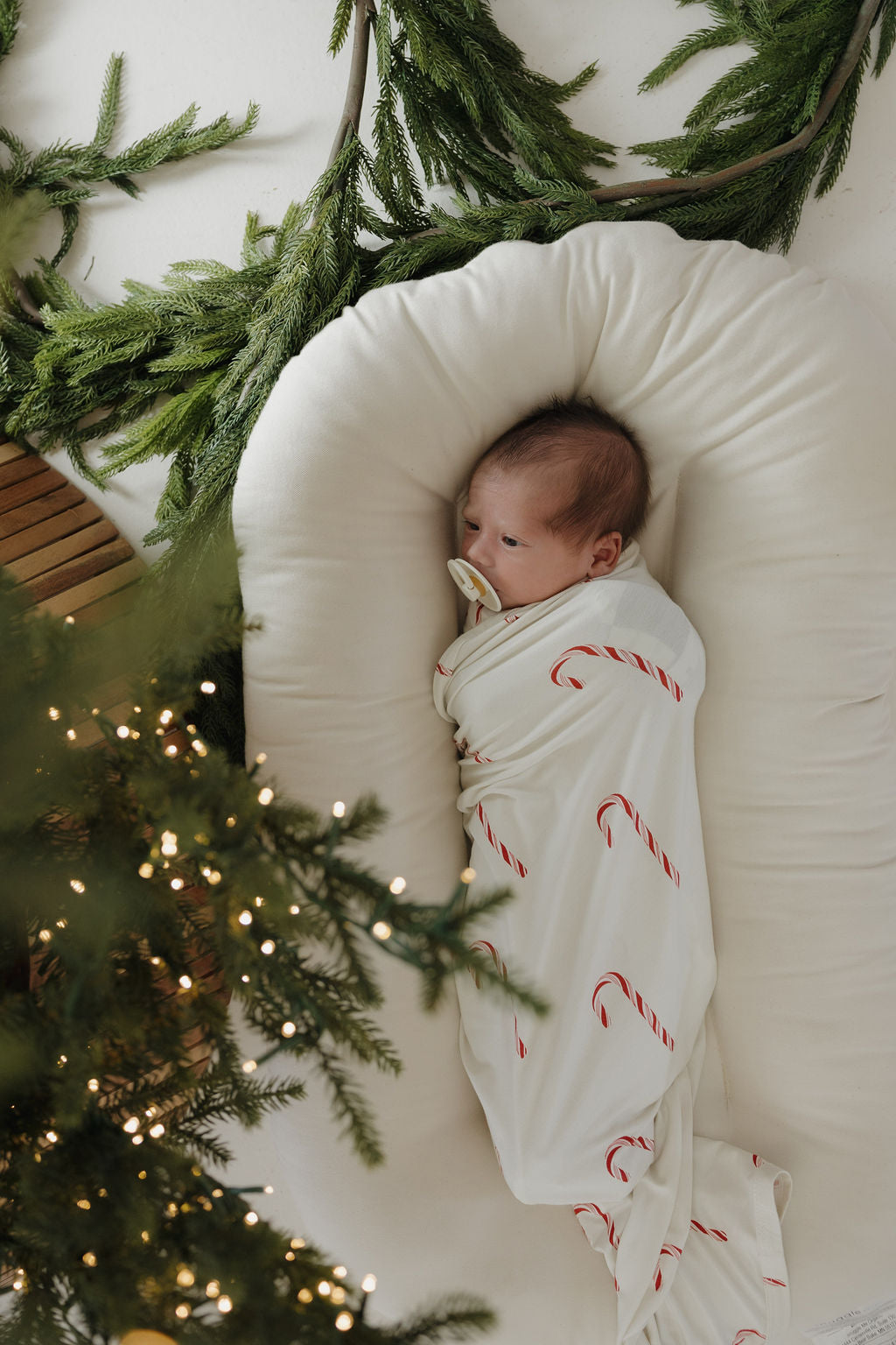 bamboo swaddle // candy cane