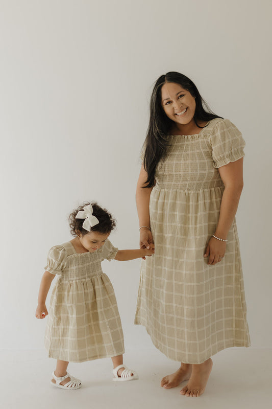 women's short-sleeve muslin dress // linen grid (comes in baby/child match)