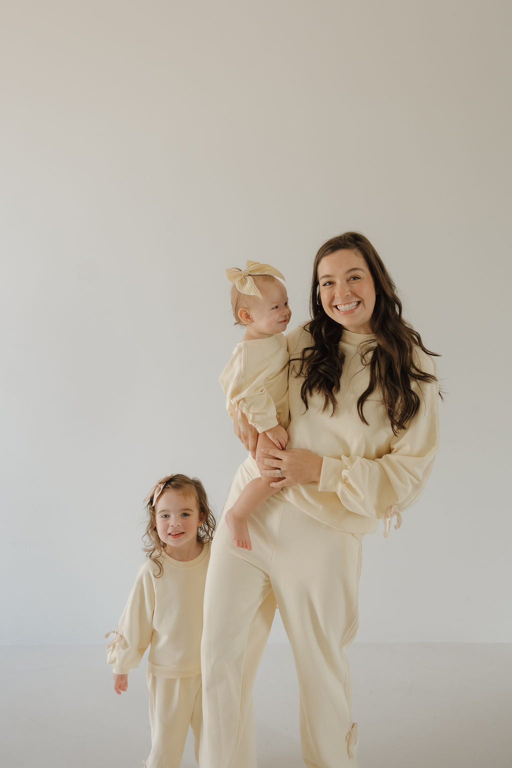women’s sweat set // buttercream bows (mama + me)