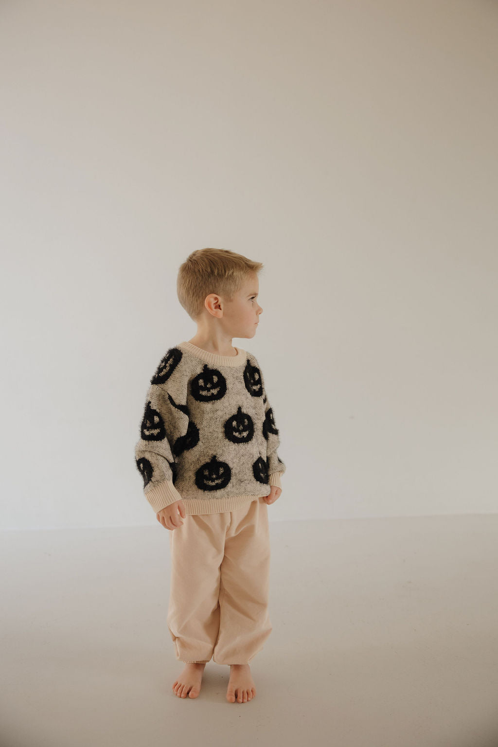 cozy sweater // halloween