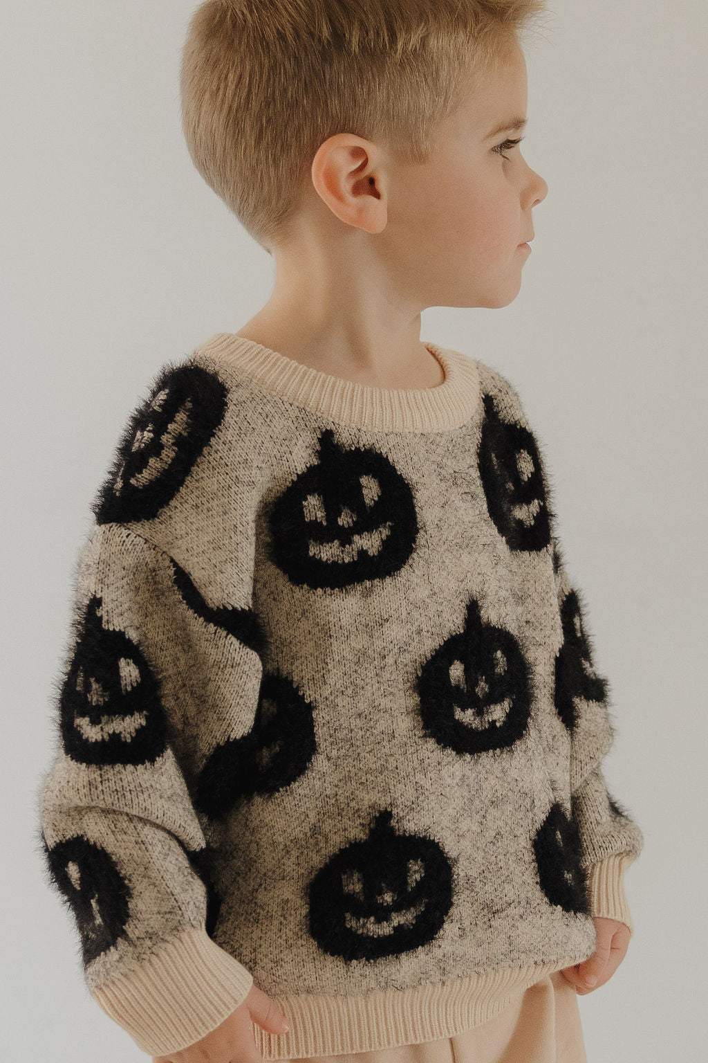 cozy sweater // halloween