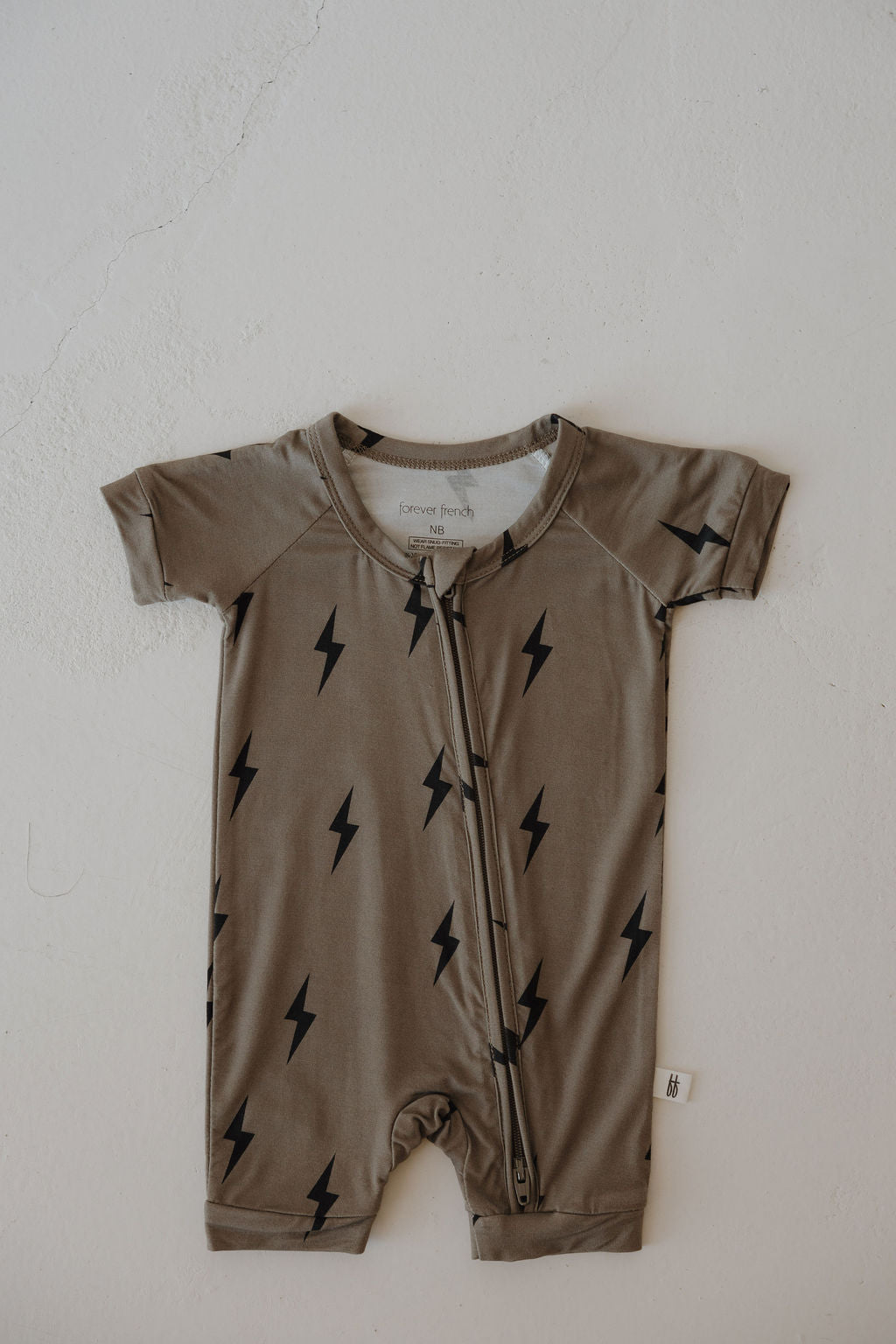 brown + black lightning bolt bamboo pajamas // SHORTIE