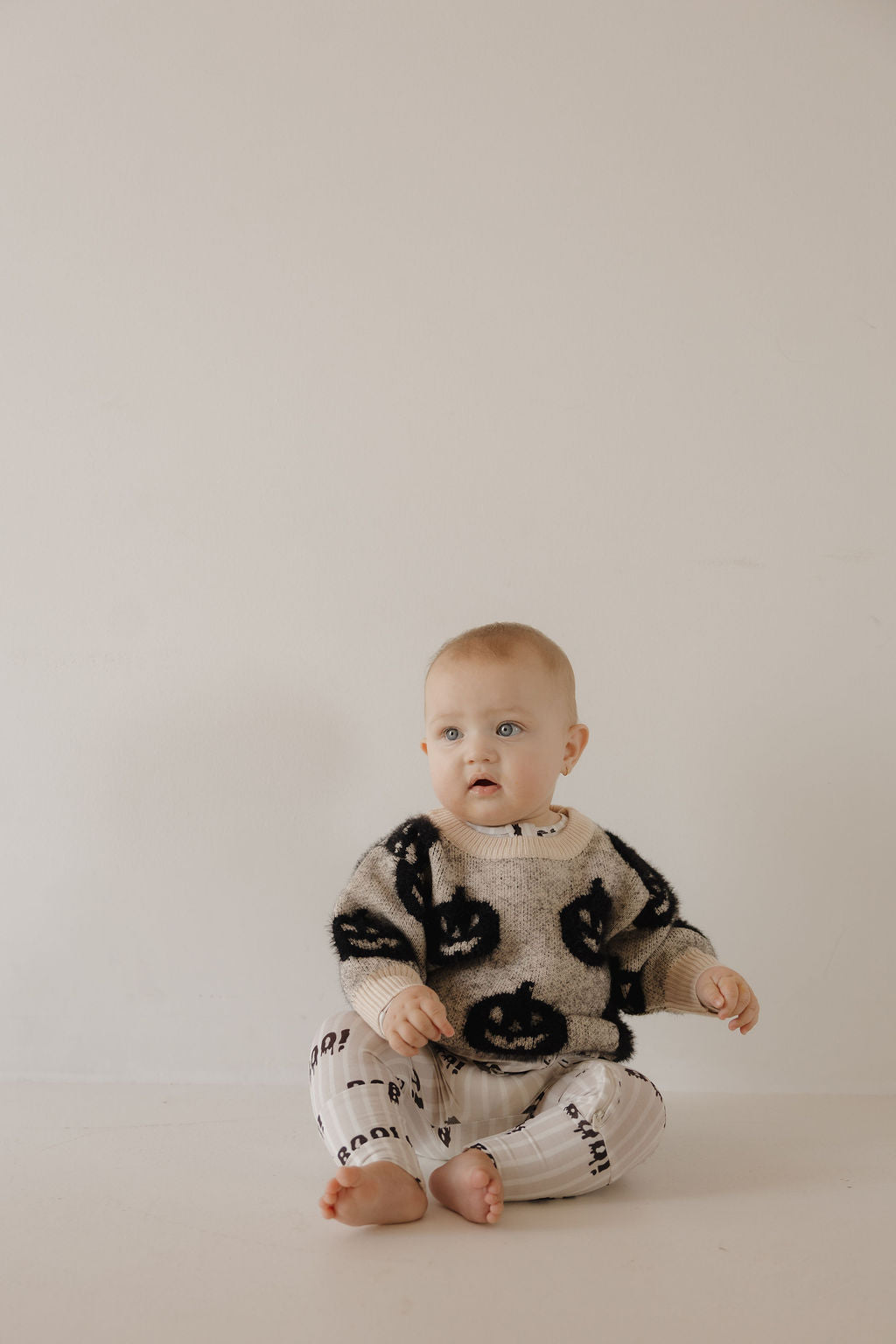 cozy sweater // halloween