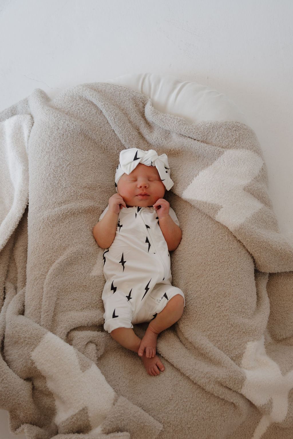 white + black lightning bolt bamboo pajamas // SHORTIE