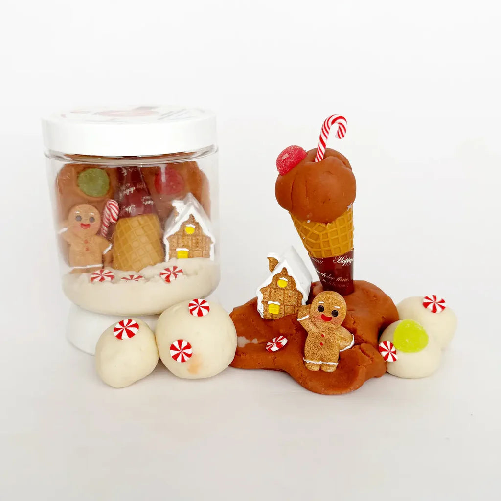gingerbread mini dough-to-go kit