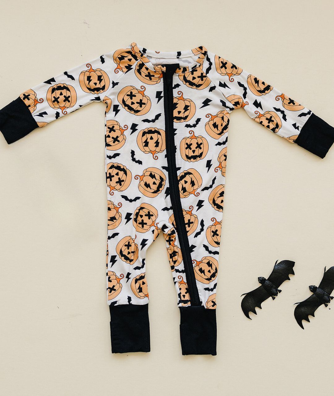 jack o lantern bamboo pajamas // ZIPPY