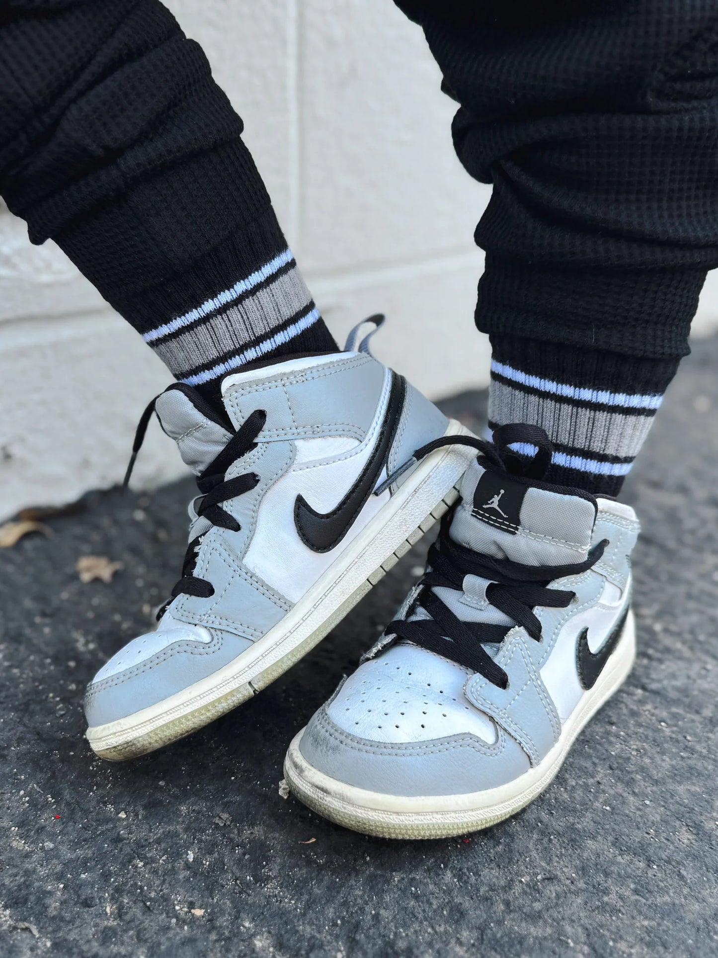 monochrome stripe socks