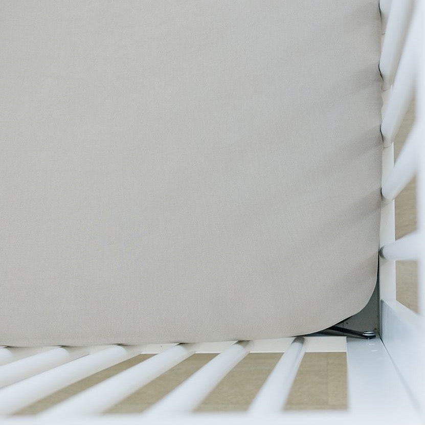 bamboo stretch crib sheet // oatmeal