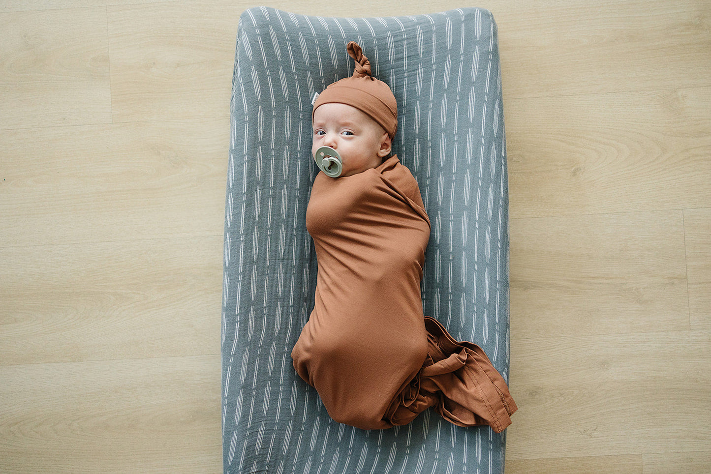 bamboo stretch swaddle // rust