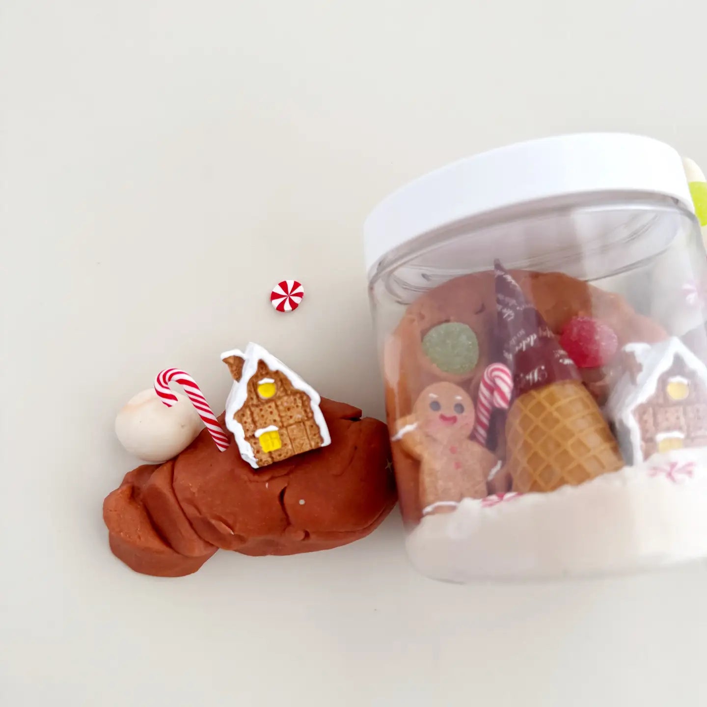 gingerbread mini dough-to-go kit