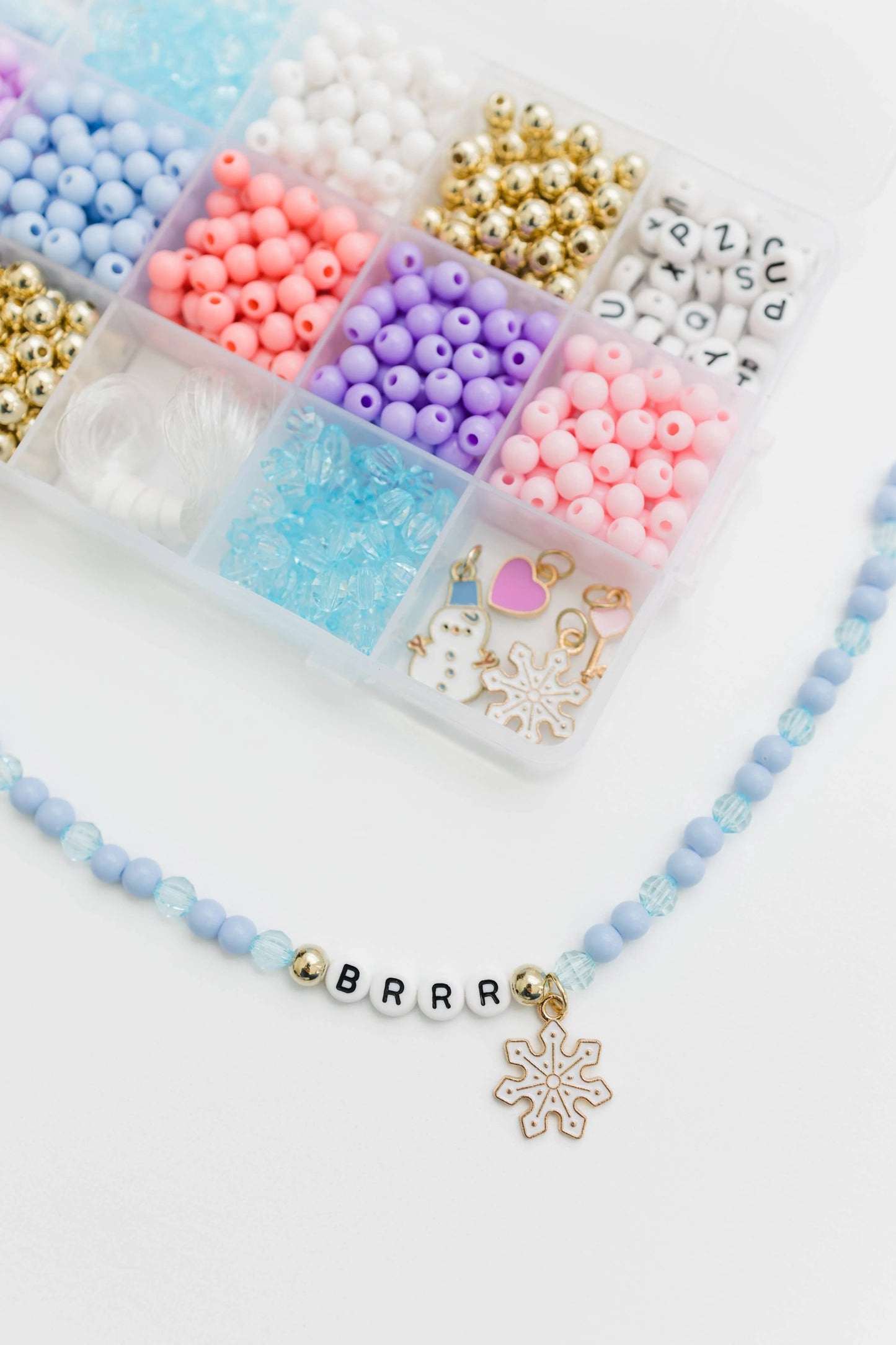 diy stretchy bracelet kit // winter wonderland