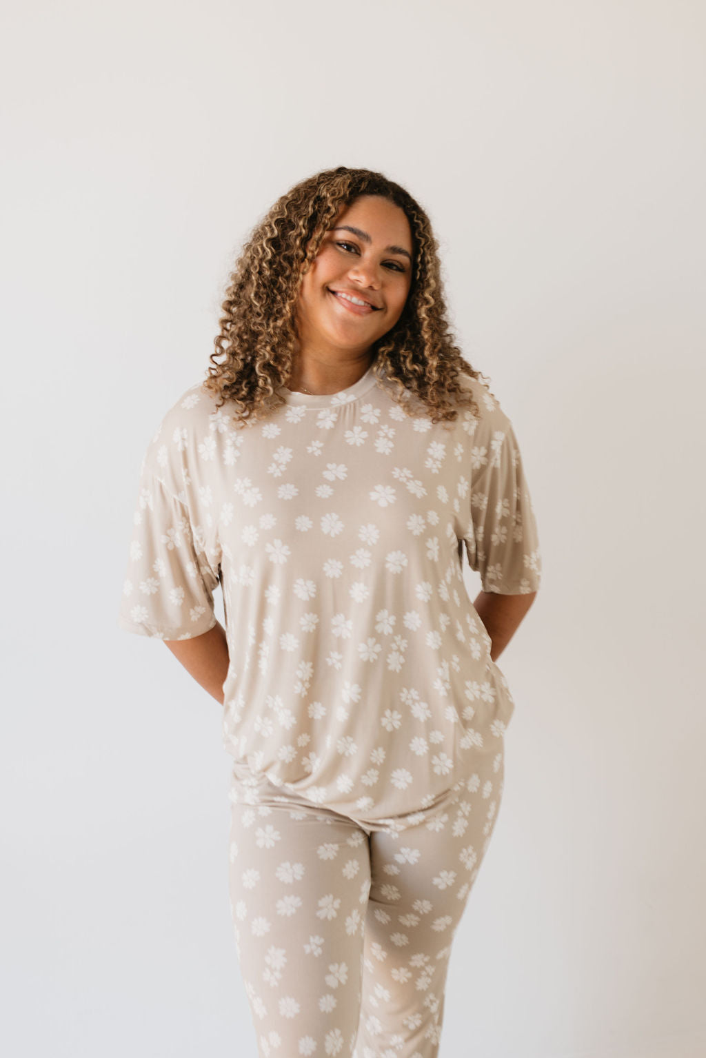 short-sleeve women's bamboo pajamas // lazy daisy