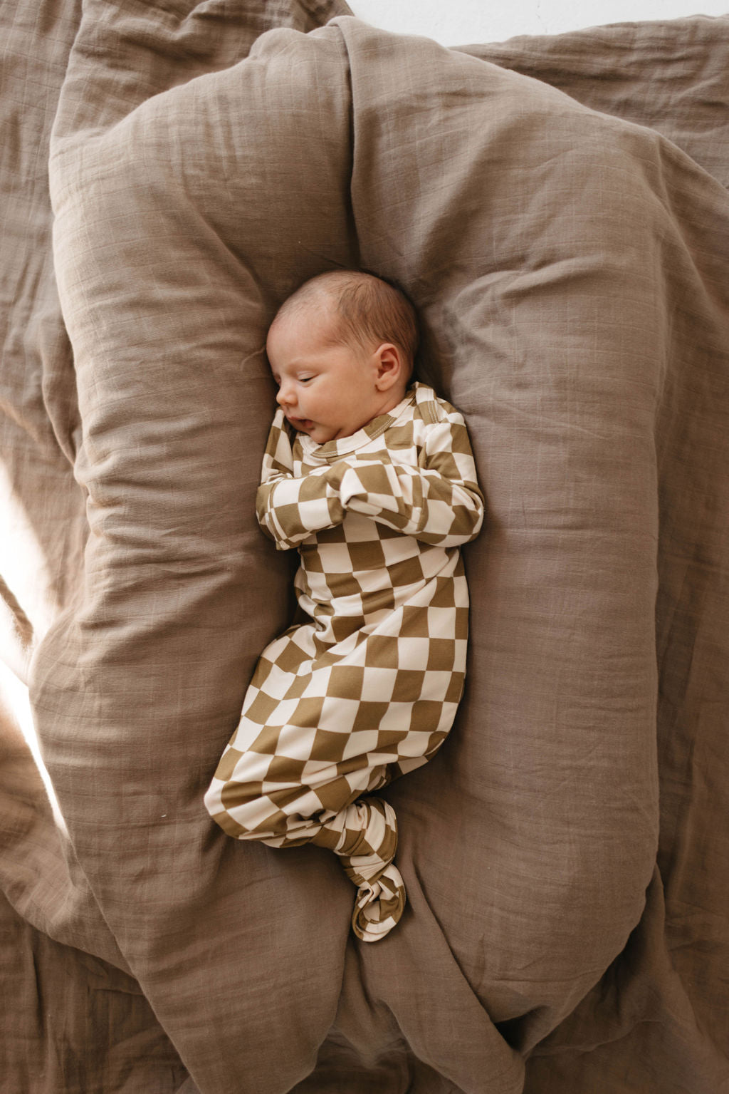 bamboo knot gown // olive checkerboard