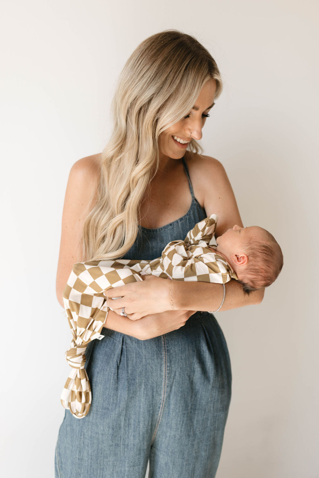 bamboo knot gown // olive checkerboard