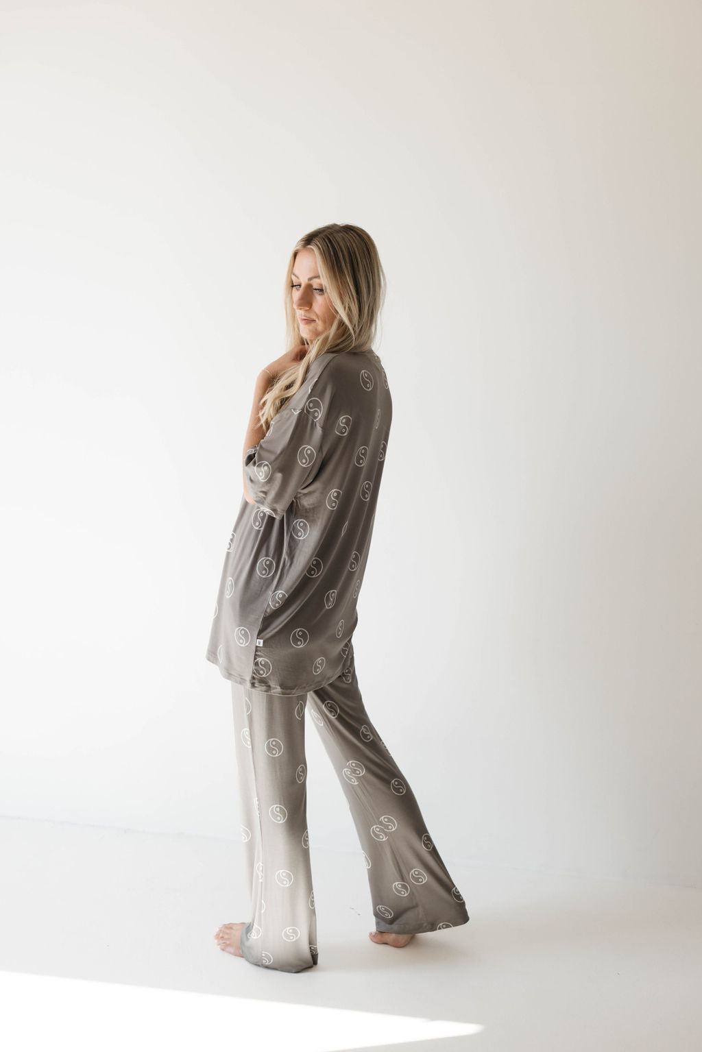 short-sleeve women's bamboo pajamas // yin yang