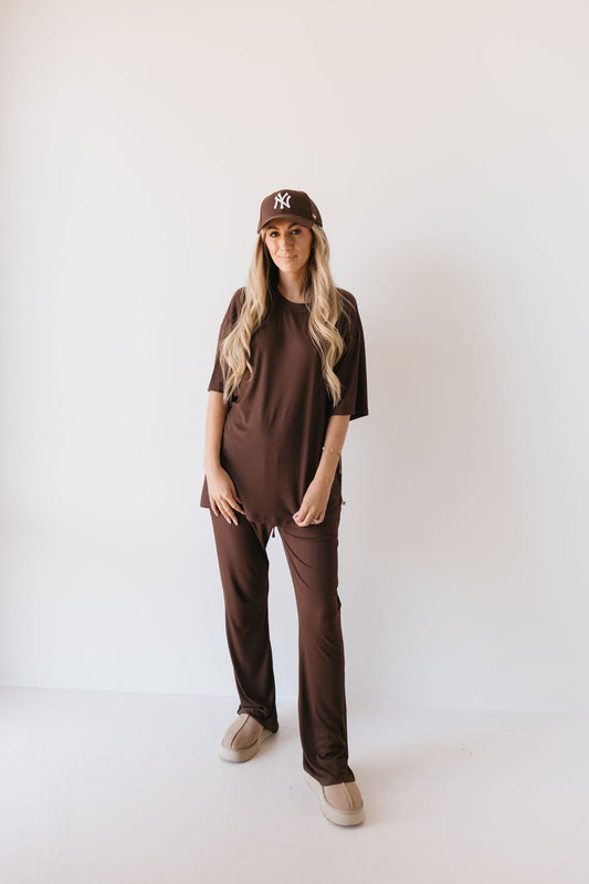 short-sleeve women's bamboo lounge set // coffee bean