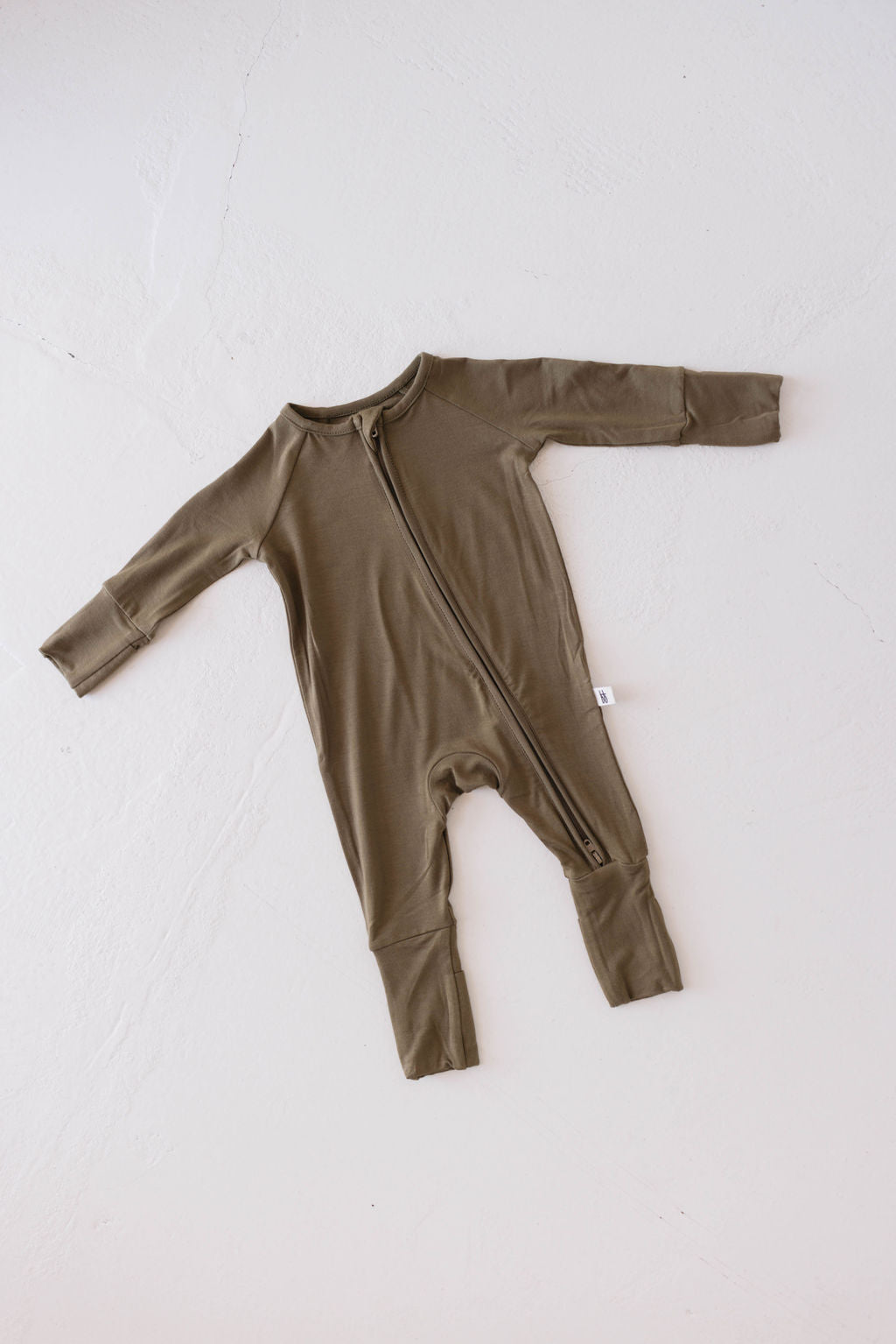 olive green bamboo pajamas // ZIPPY