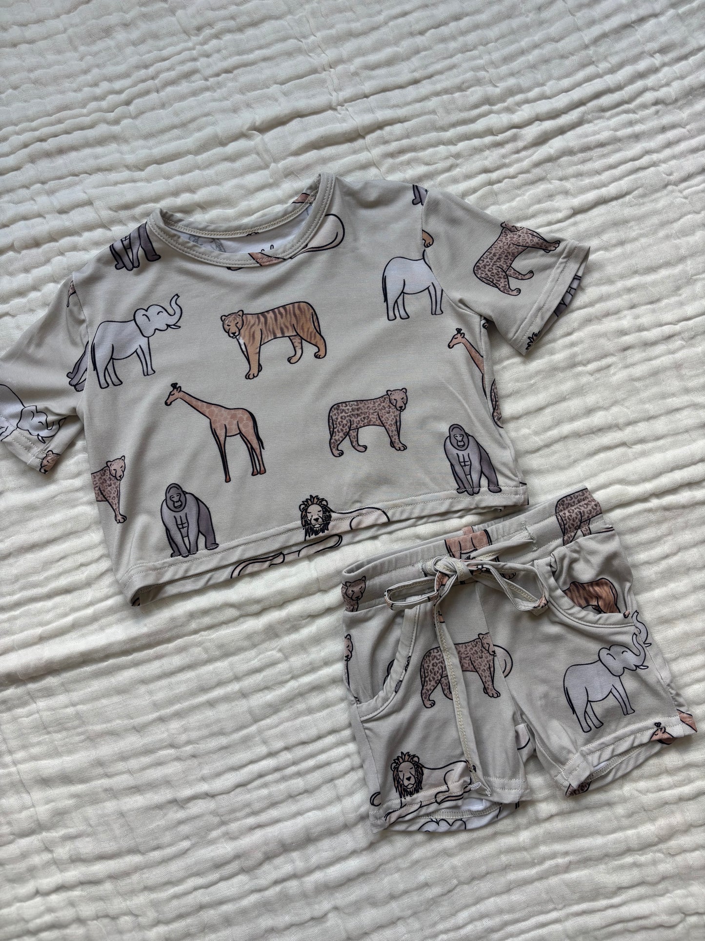 kaldi bamboo lounge set // zoo day