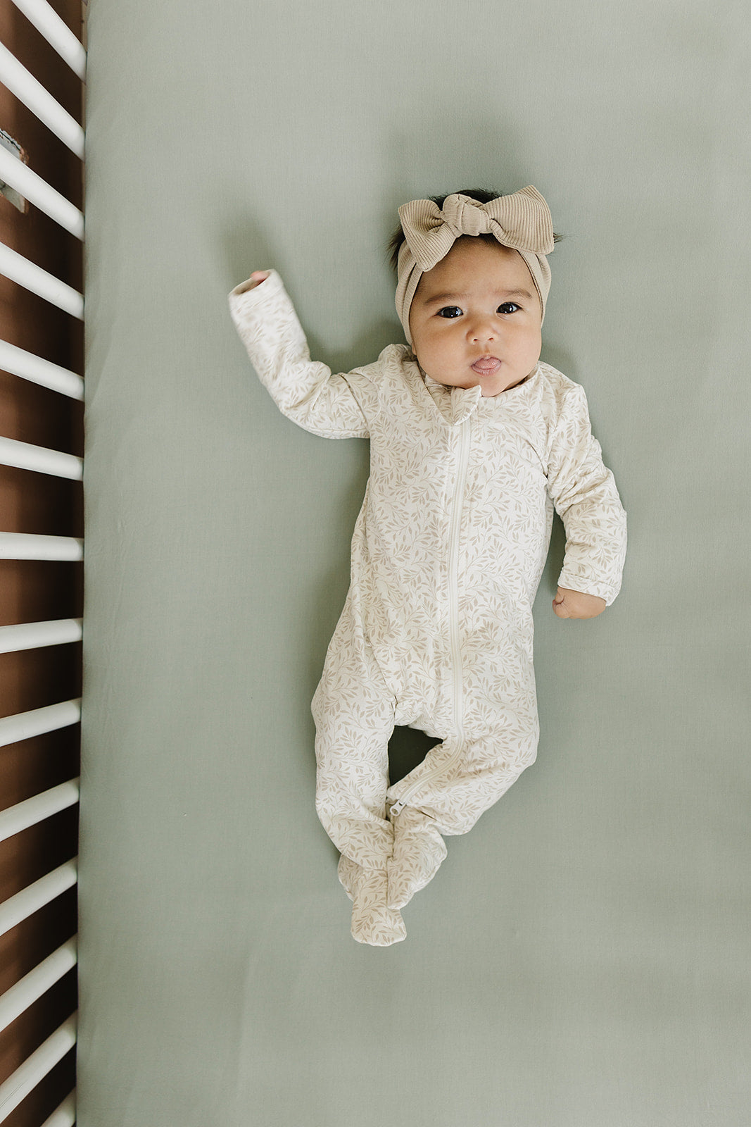 bamboo stretch crib sheet // sage