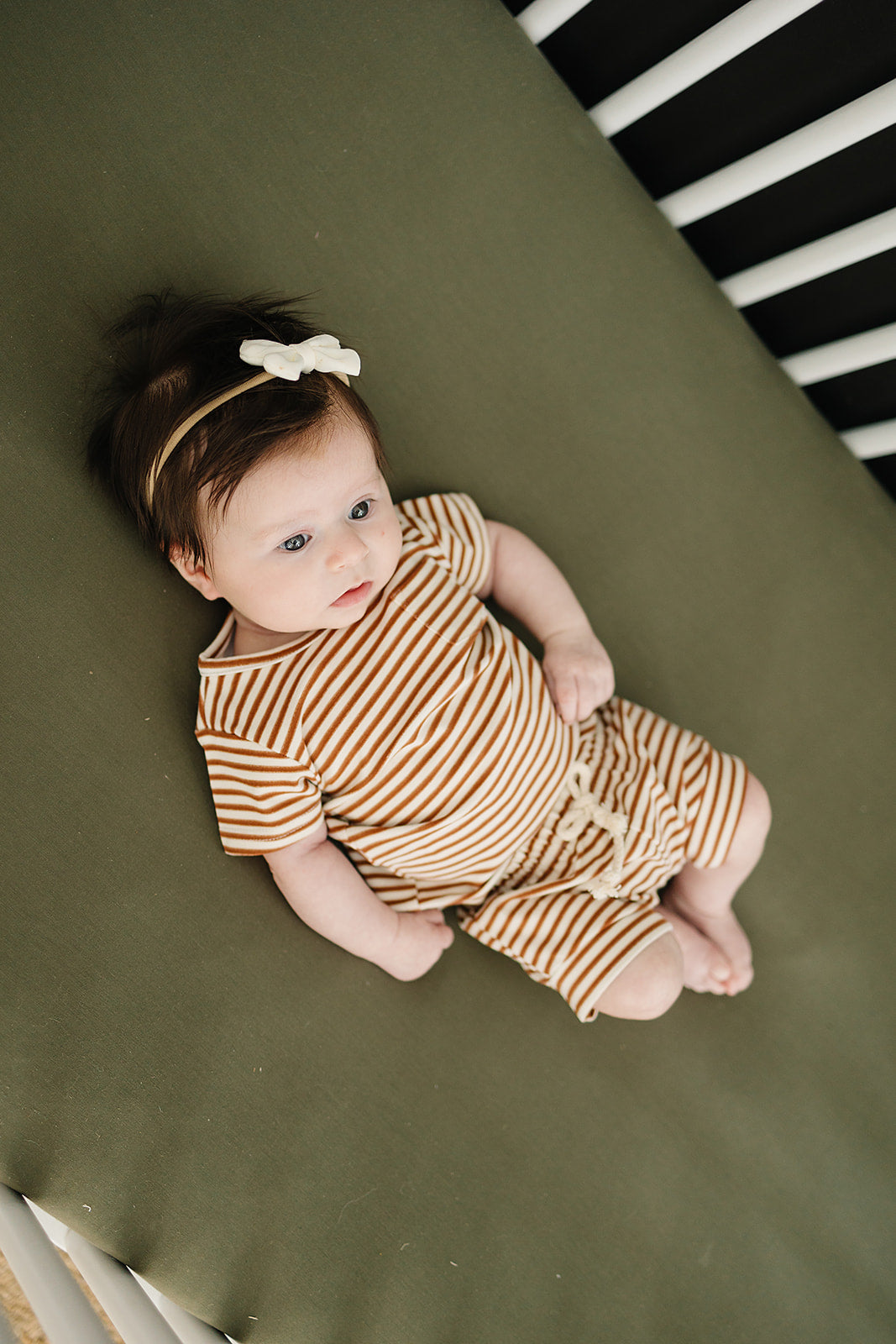 bamboo stretch crib sheet // olive