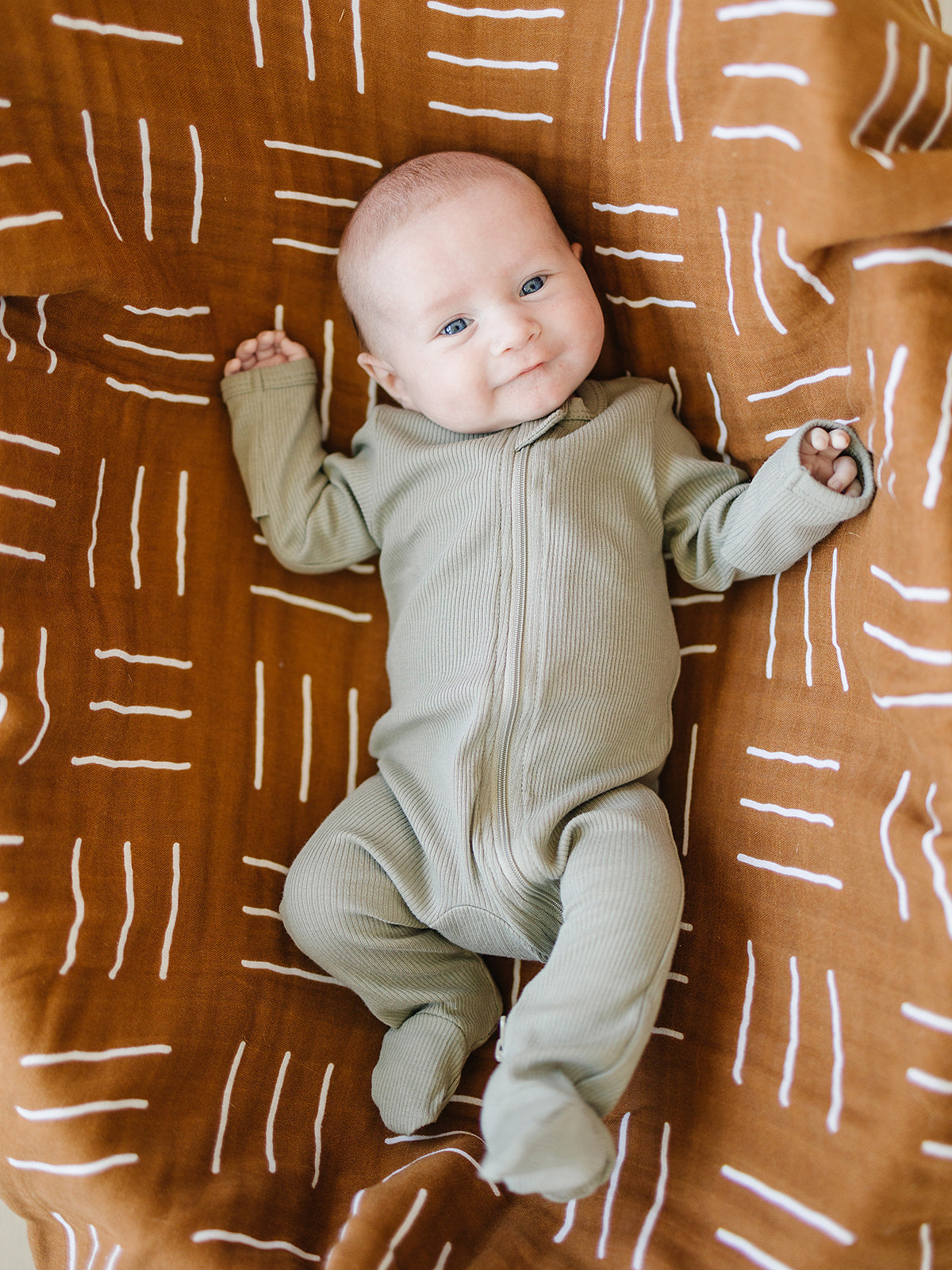 organic cotton ribbed footie // green