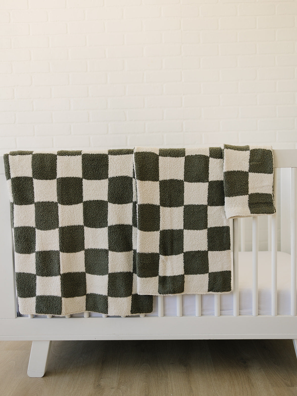 plush blanket // green checkered