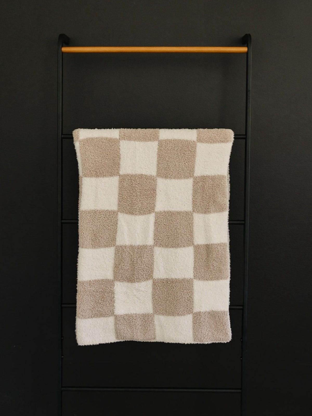 plush blanket // taupe checkered