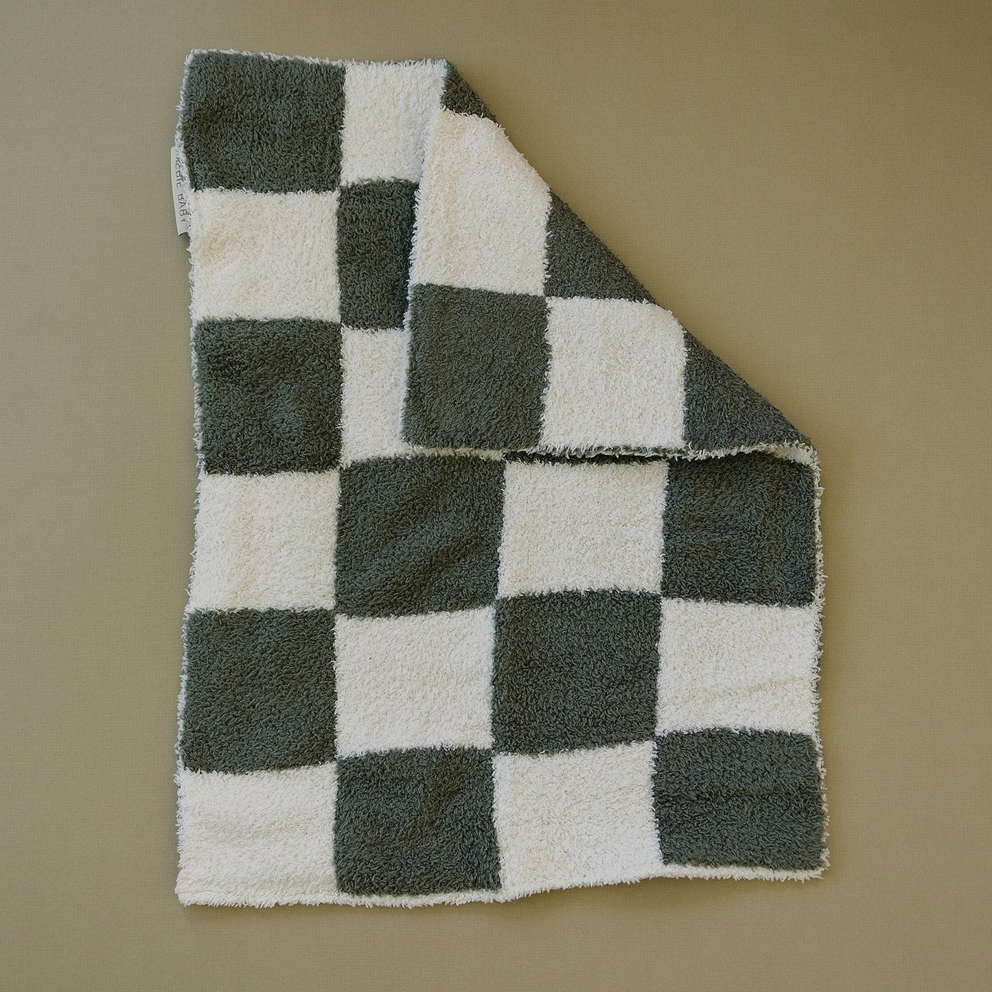 plush blanket // green checkered