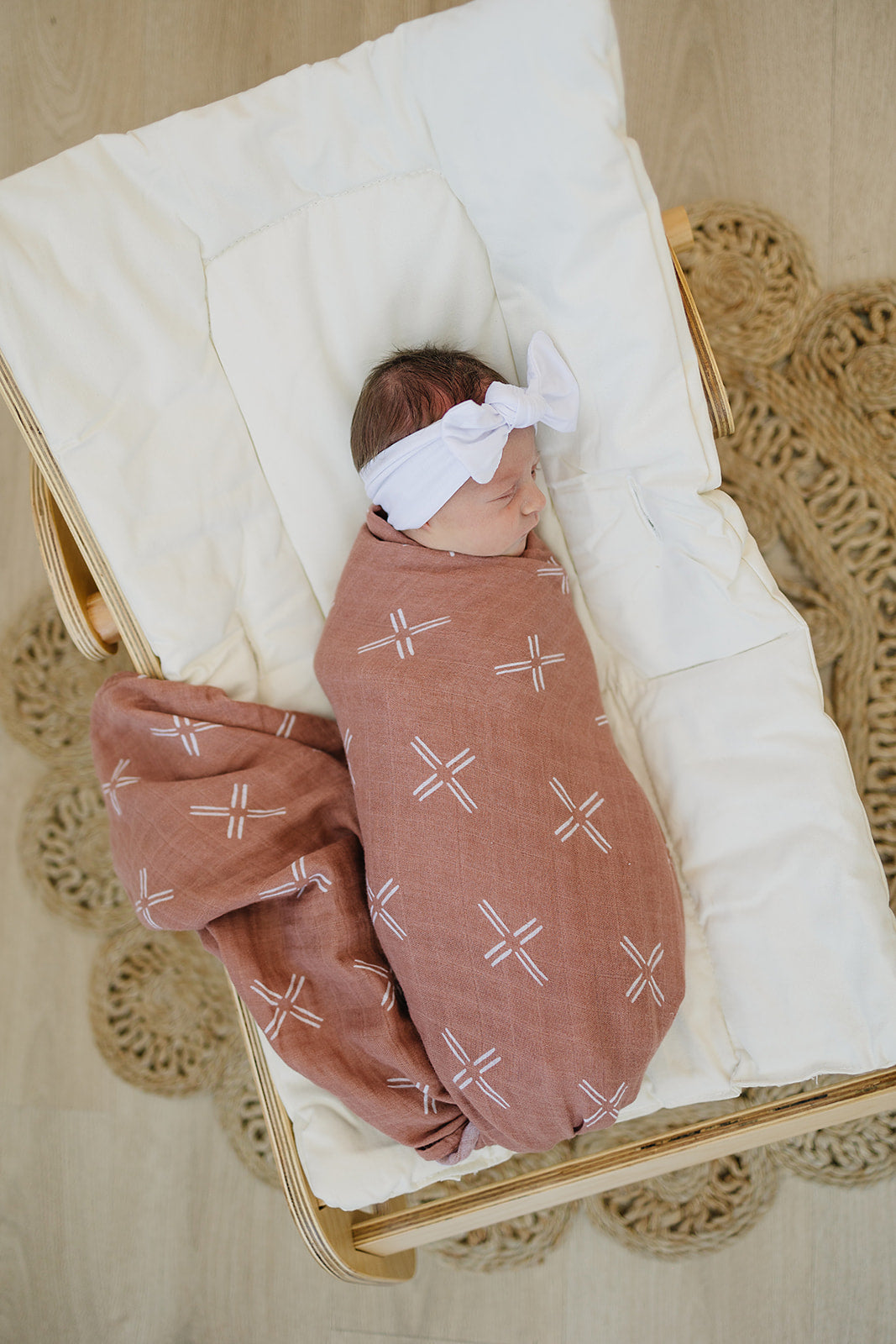 muslin swaddle blanket // peachy