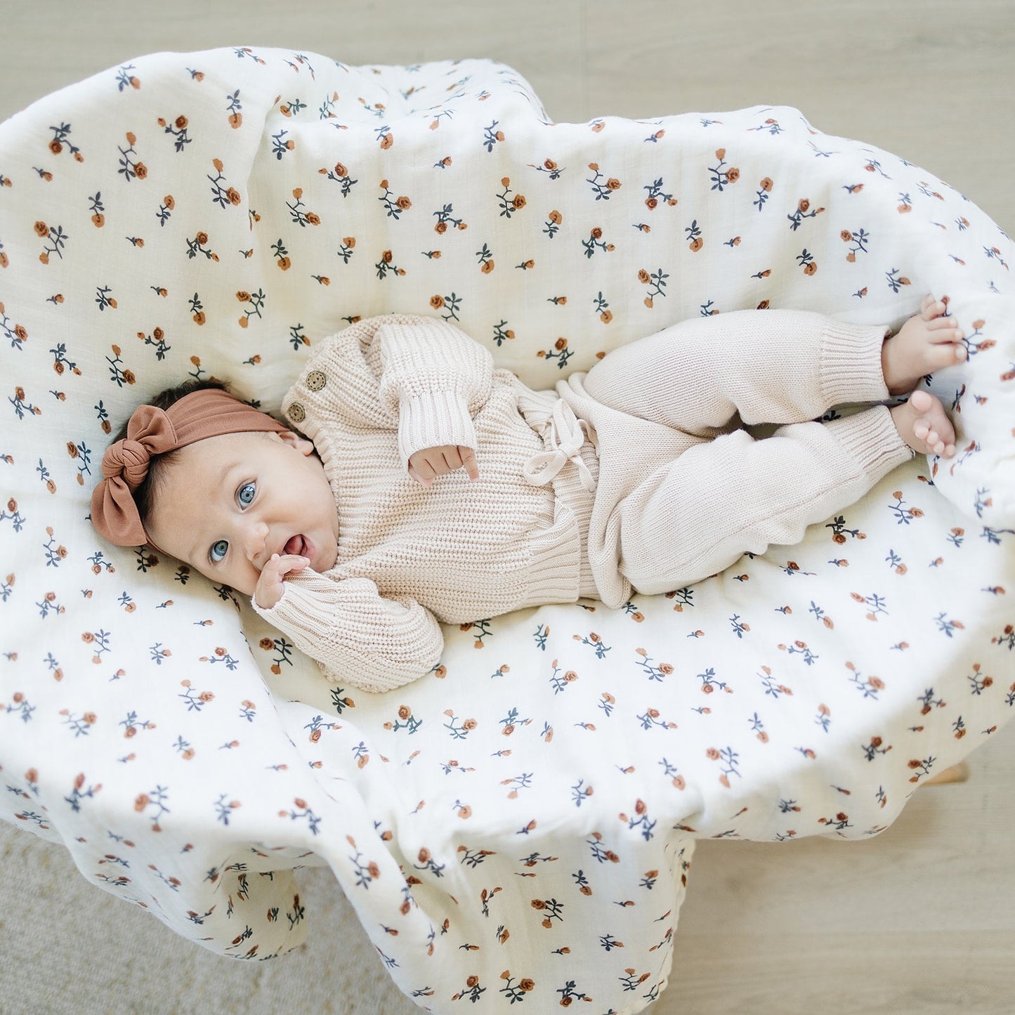 muslin quilt // mustard floral