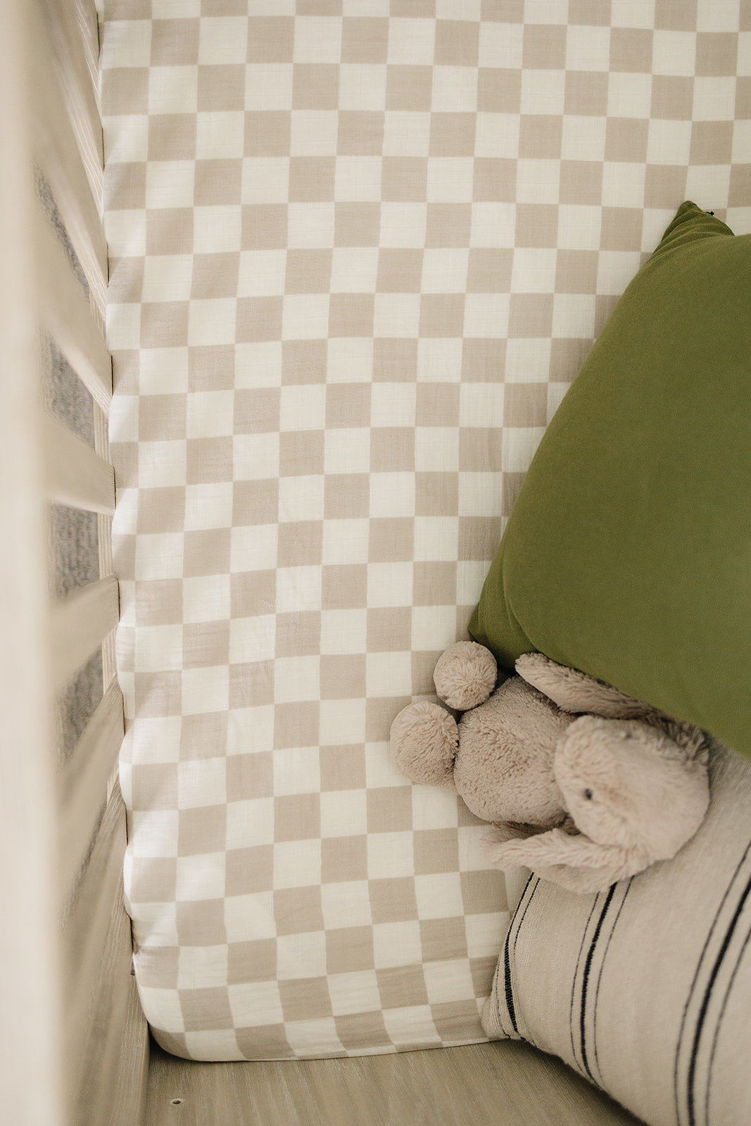 muslin crib sheet // taupe checkered