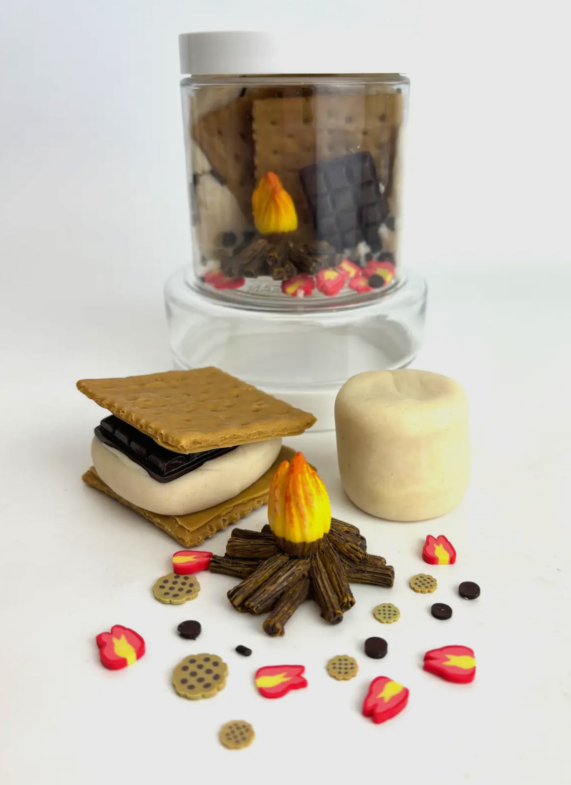 s’mores mini dough-to-go play kit