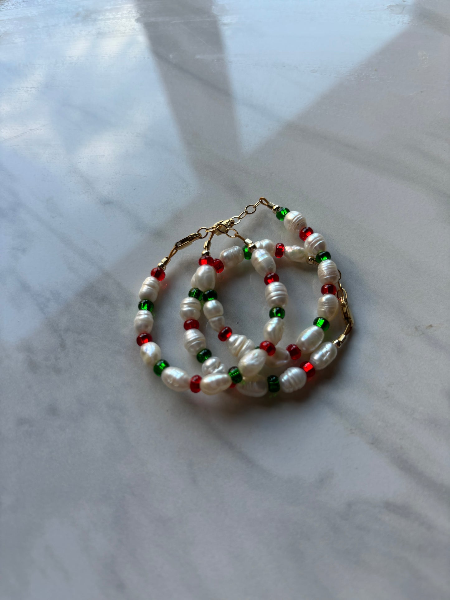 baby/toddler bracelet // christmas pearls