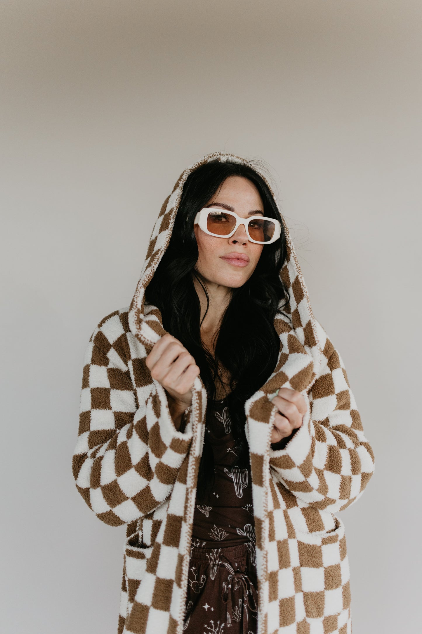 adult hooded robe // checkered