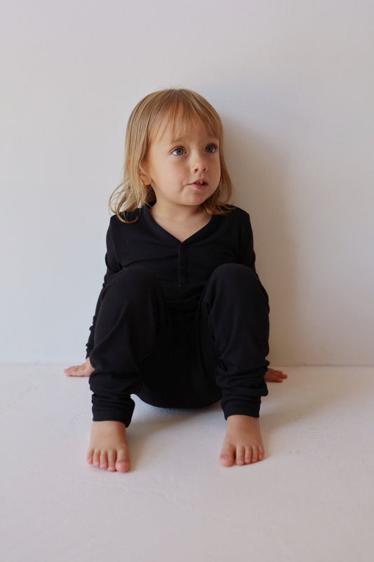 black ribbed bamboo pajamas // LONG-SLEEVE TWO-PIECE SET (comes in extended sizing)