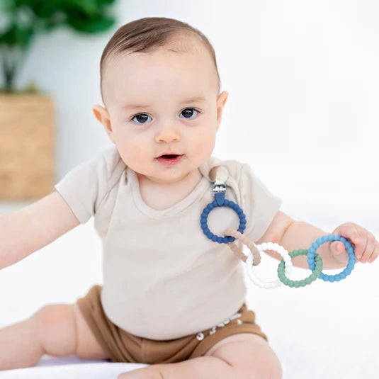 cutie clinks // red + green