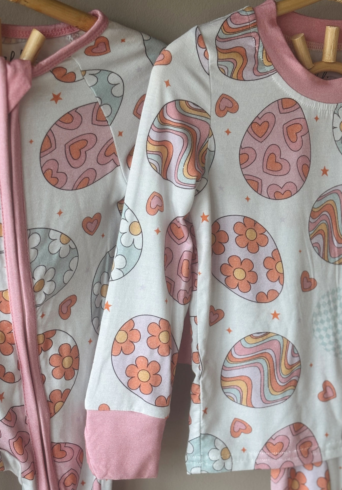 girly eggs bamboo pajamas // ZIPPY or LONG-SLEEVE TWO-PIECE SET