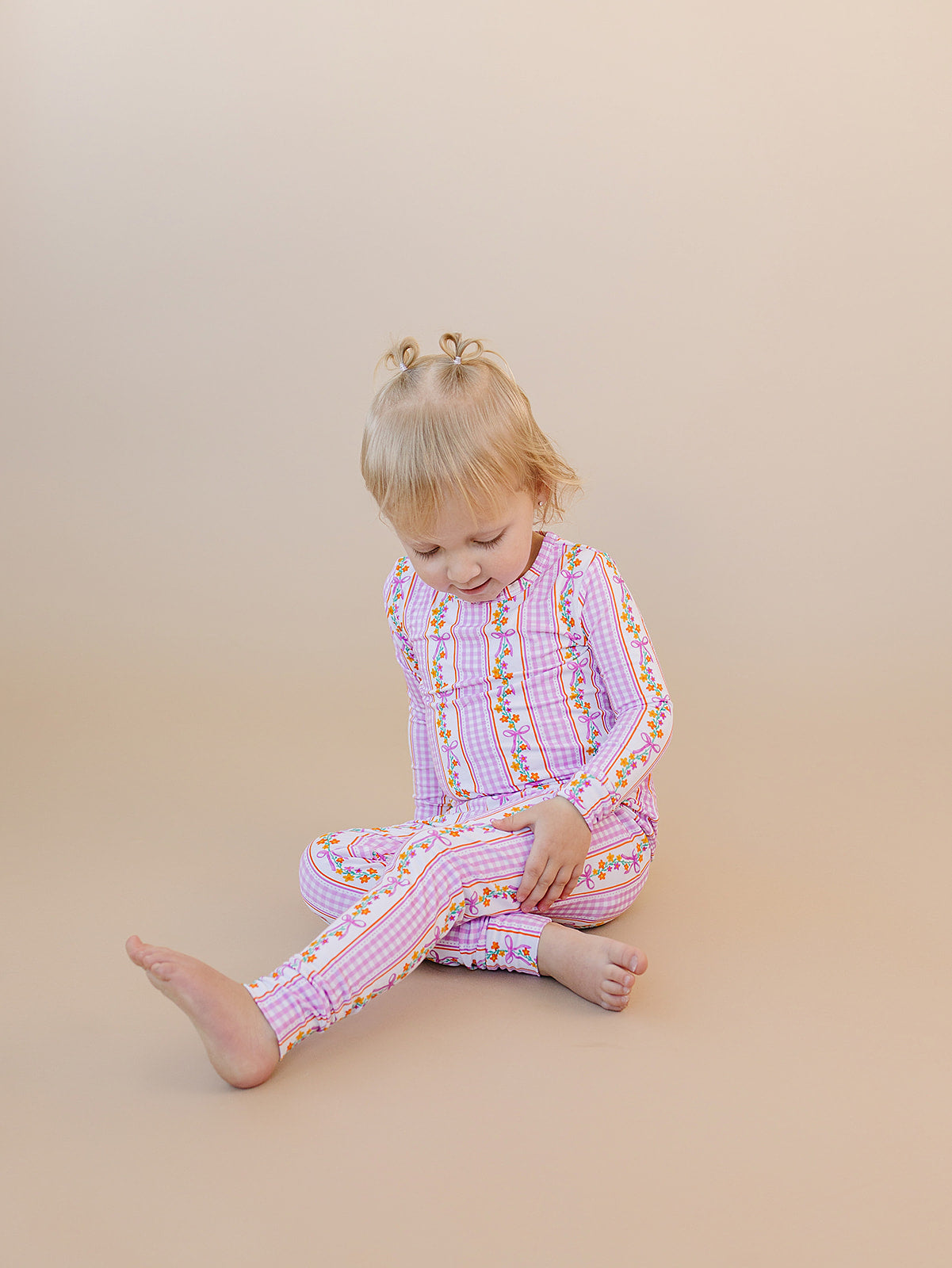 gingham vines bamboo pajamas // LONG-SLEEVE TWO-PIECE SET