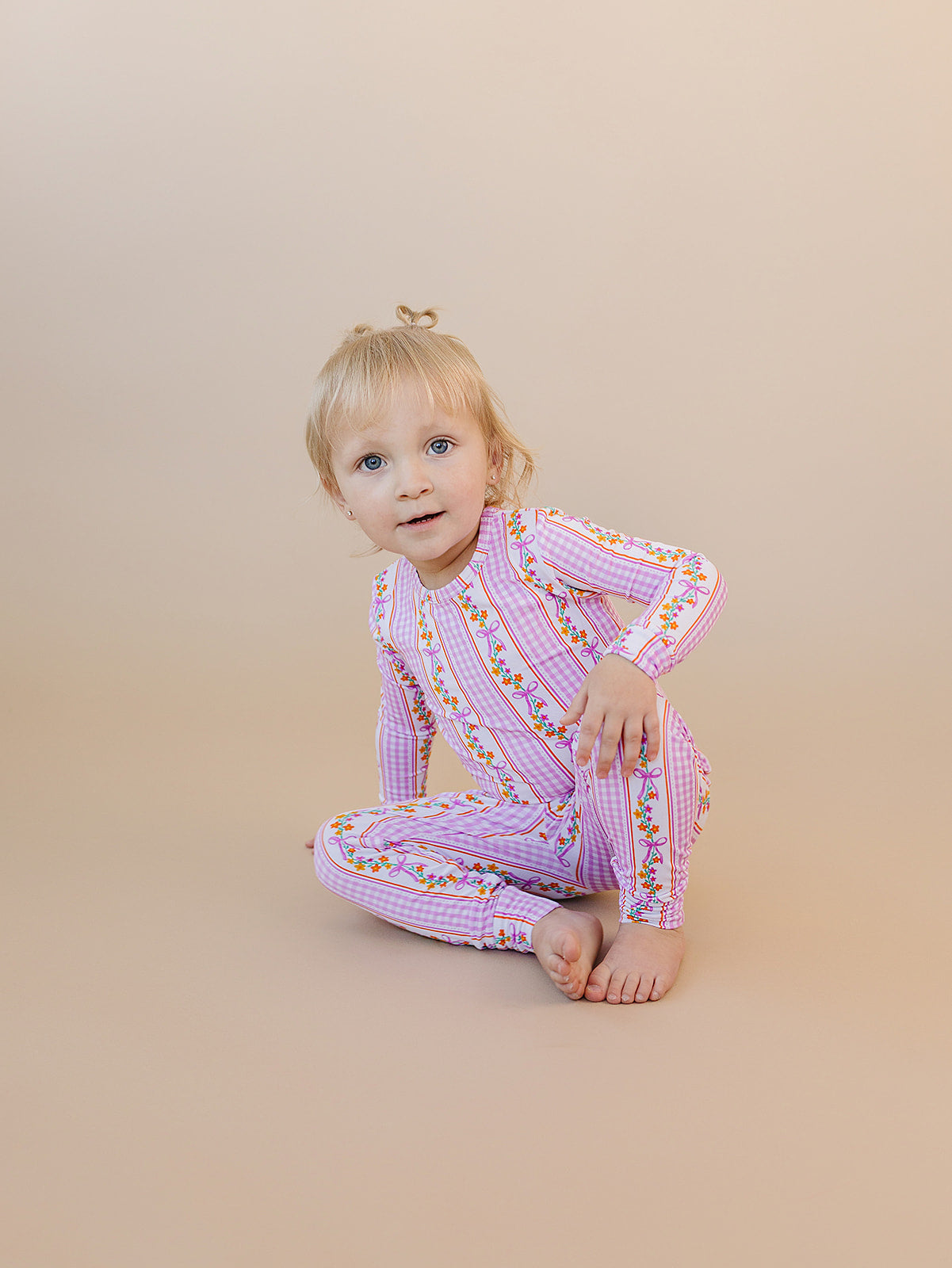 gingham vines bamboo pajamas // LONG-SLEEVE TWO-PIECE SET