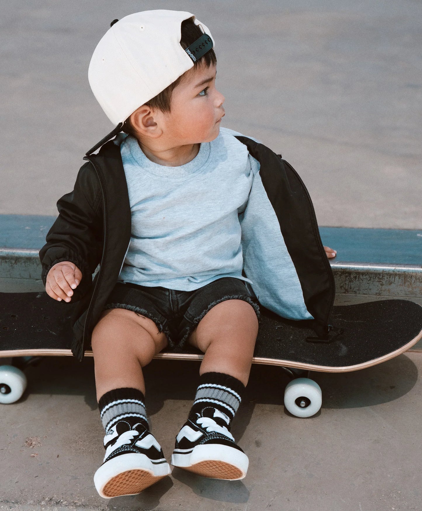 monochrome stripe socks