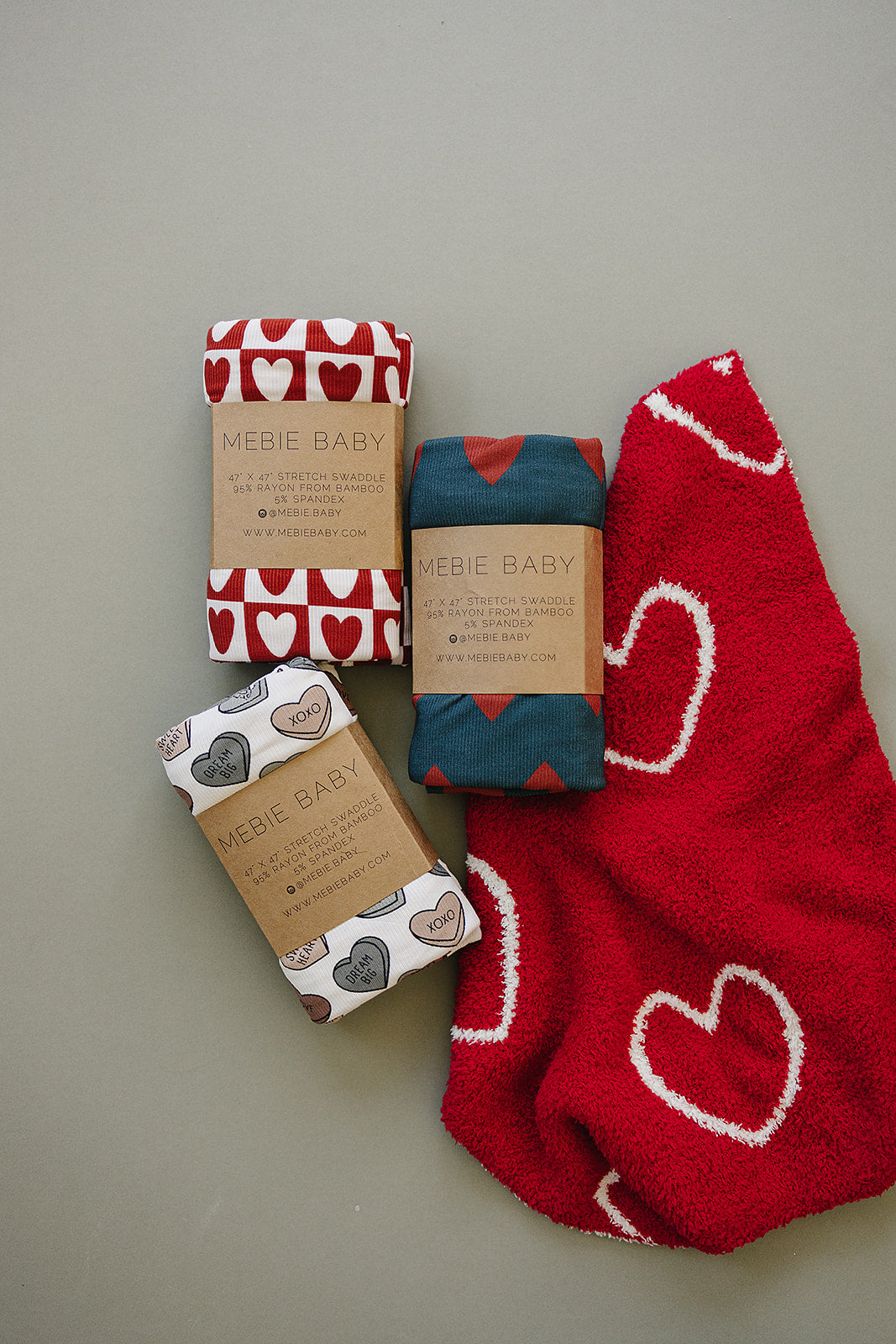 bamboo stretch swaddle // navy + red hearts