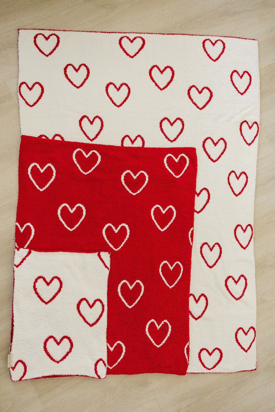 hearts plush blanket