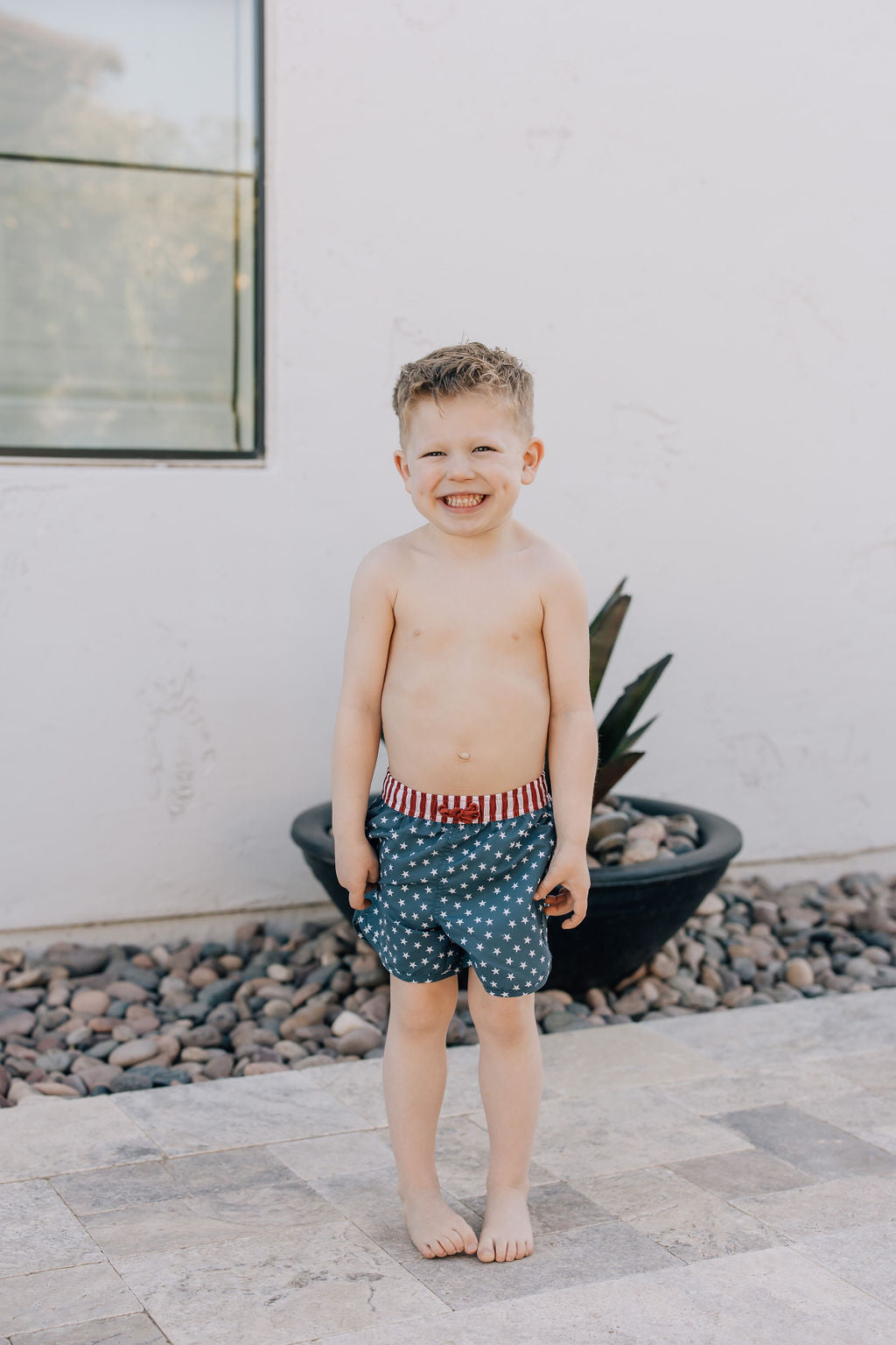 swim shorts // stars + stripes (sizing baby through 9/10y) *comes in dad match*