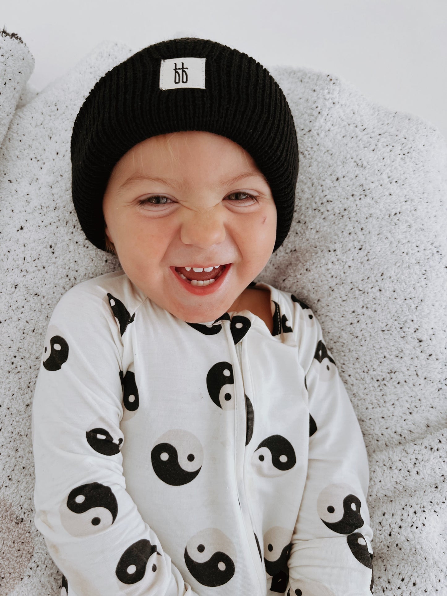 black + white yin yang bamboo pajamas // ZIPPY