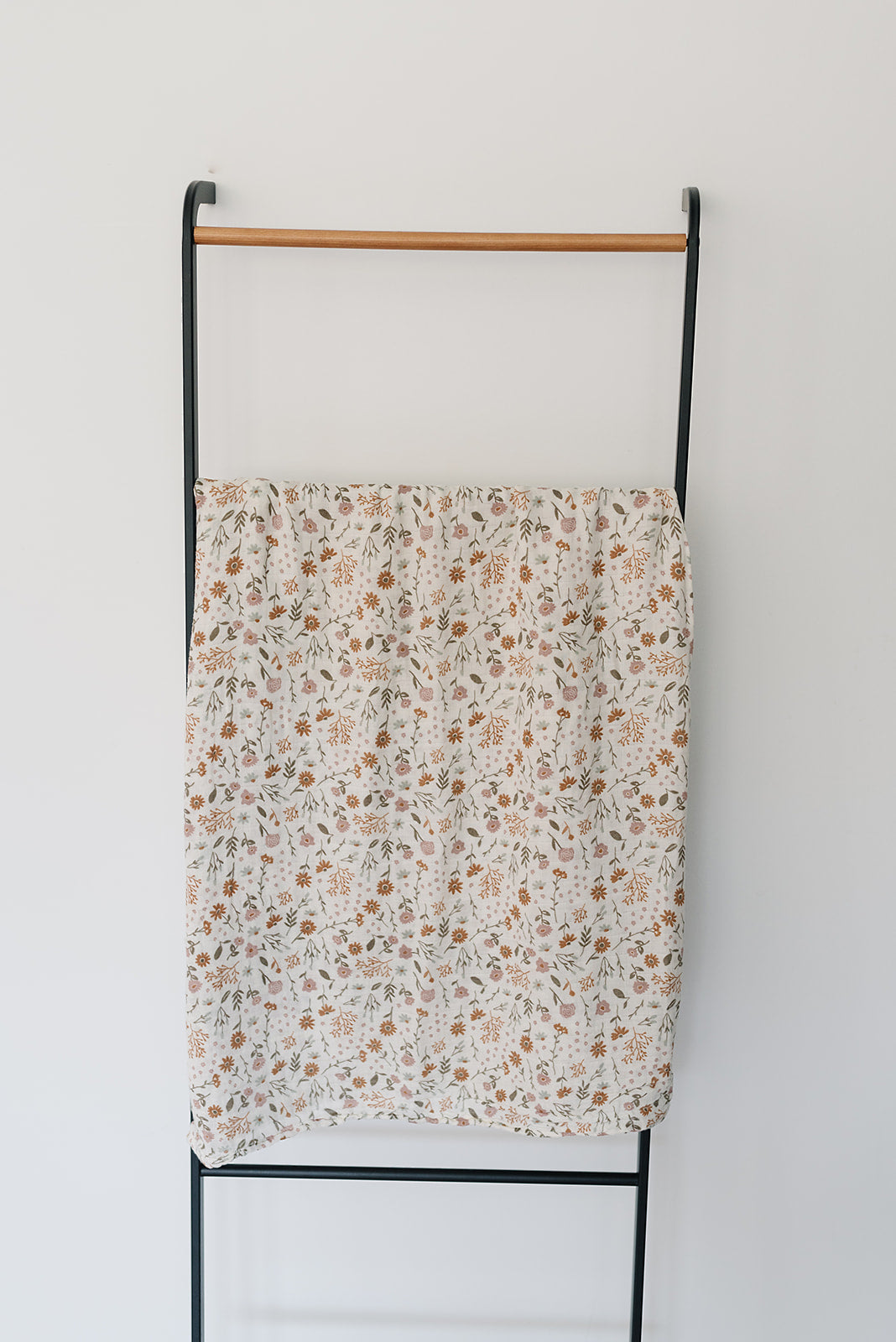 muslin quilt // meadow floral