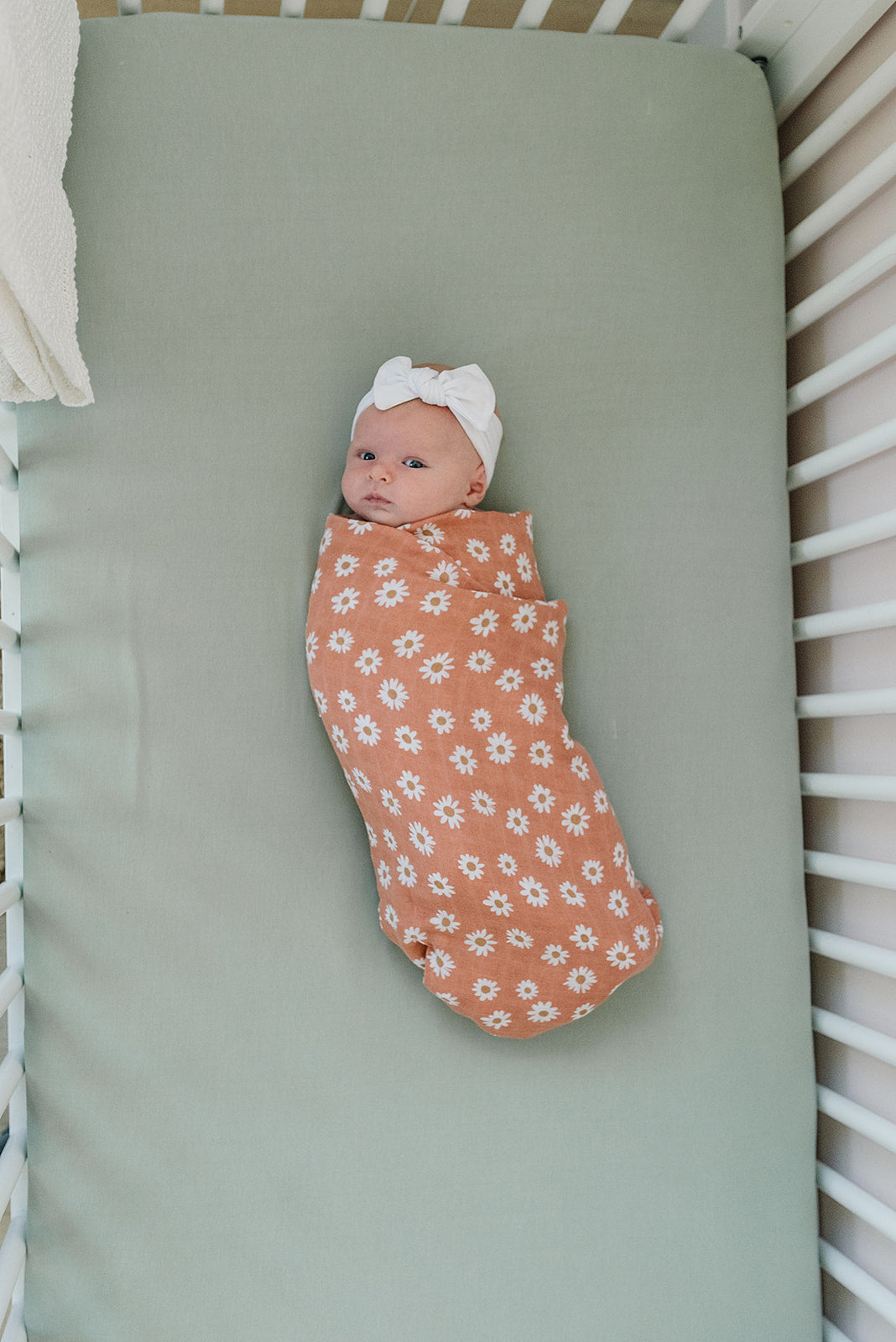 bamboo stretch crib sheet // sage